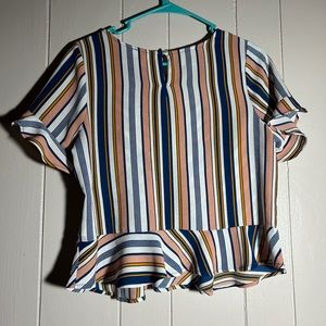 Boutique shirt striped and super cute